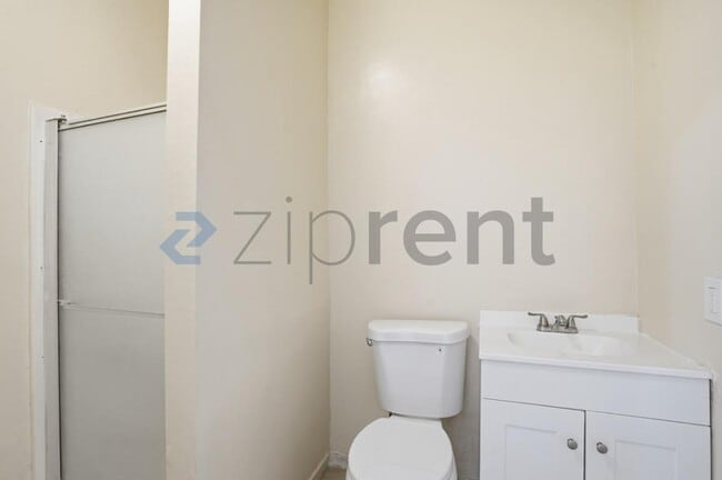 Photo - 1513 W 12th Pl