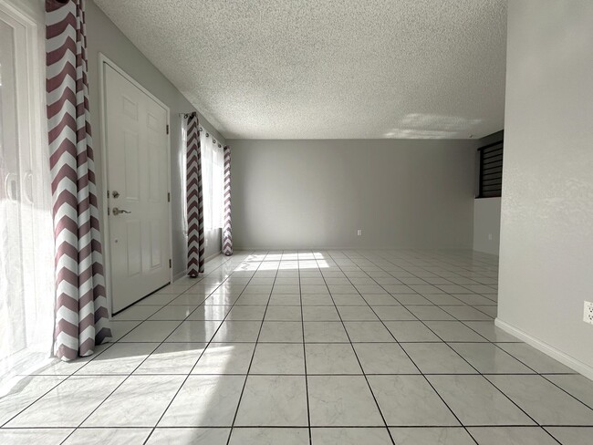 Photo - 1924 Hawaii St