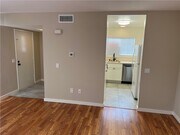 Photo - 23401 La Crescenta