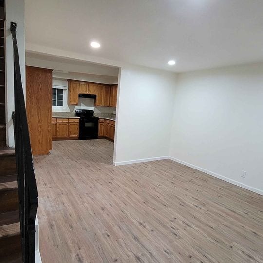 Building Photo - 11516 Eucalyptus Ave Unit B