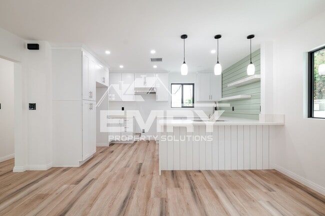 Photo - Amazing Deal 3 Bed 2 Bath House Arrington Ave Downey