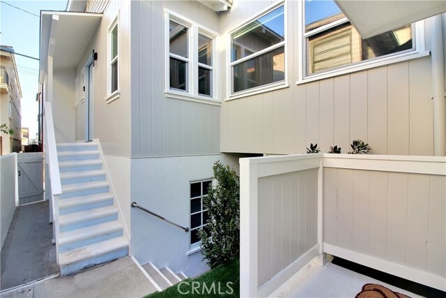 Building Photo - 230 30th Pl Rental