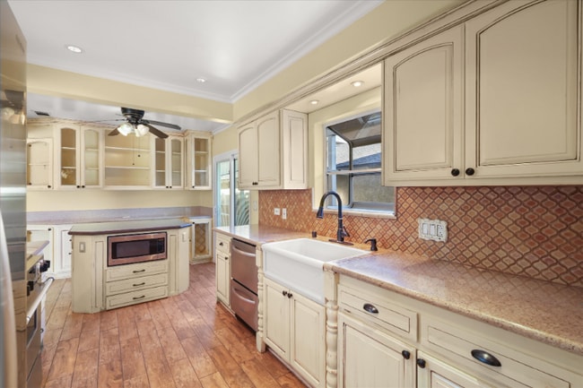 Photo - 24427 Ward St Unit 1