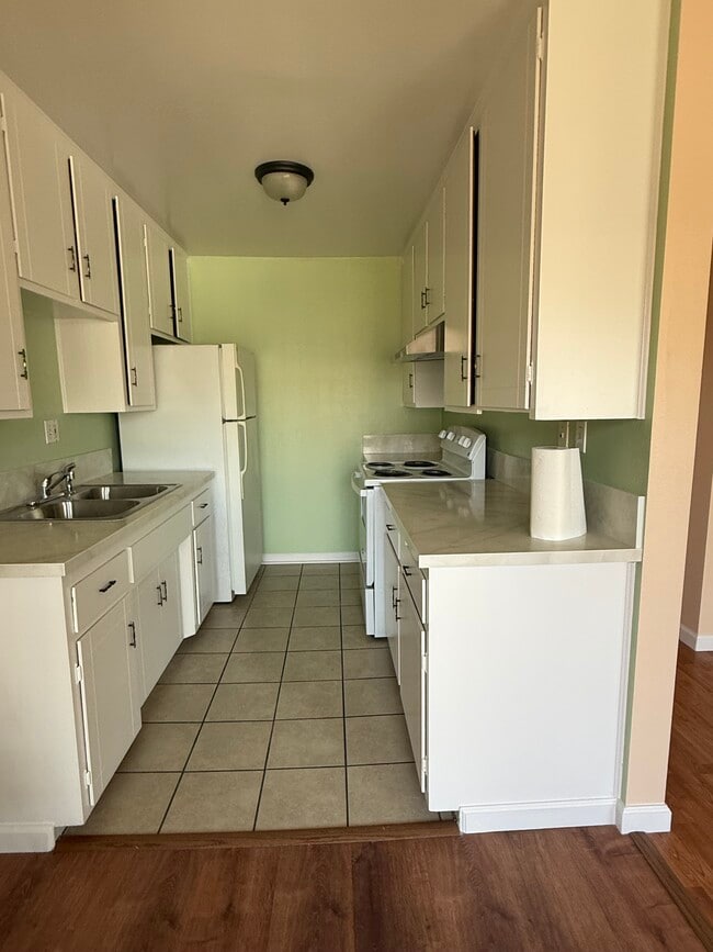 Photo - 285 Moss St Unit 75