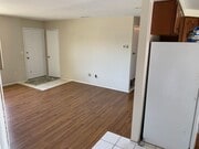 Photo - 789 Dorothea Ave