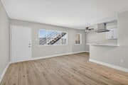 Photo - 1036 St Louis Ave Apartment Unit 2