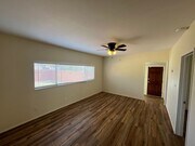 Photo - 565 Hobbs Ln