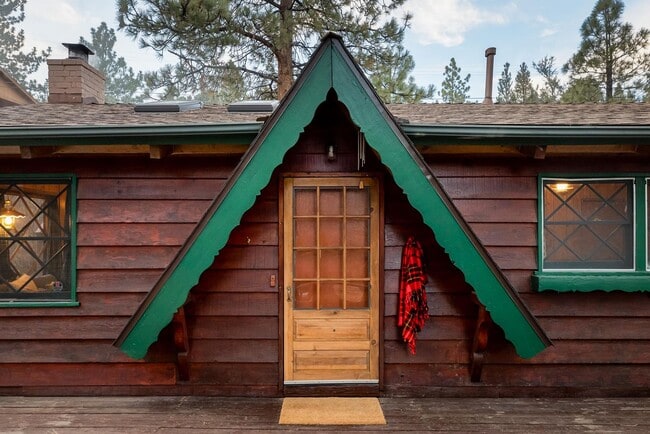 Photo - Cozy 2 Bedroom 1 Bathroom Home in Big Bear City