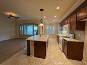 Photo - 24212 Nobe St