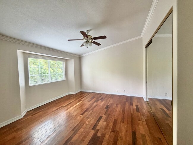Photo - Tri-Level Townhome with attached 2 Car Garage