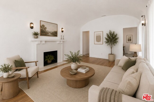 Photo - 1293 S Sycamore Ave