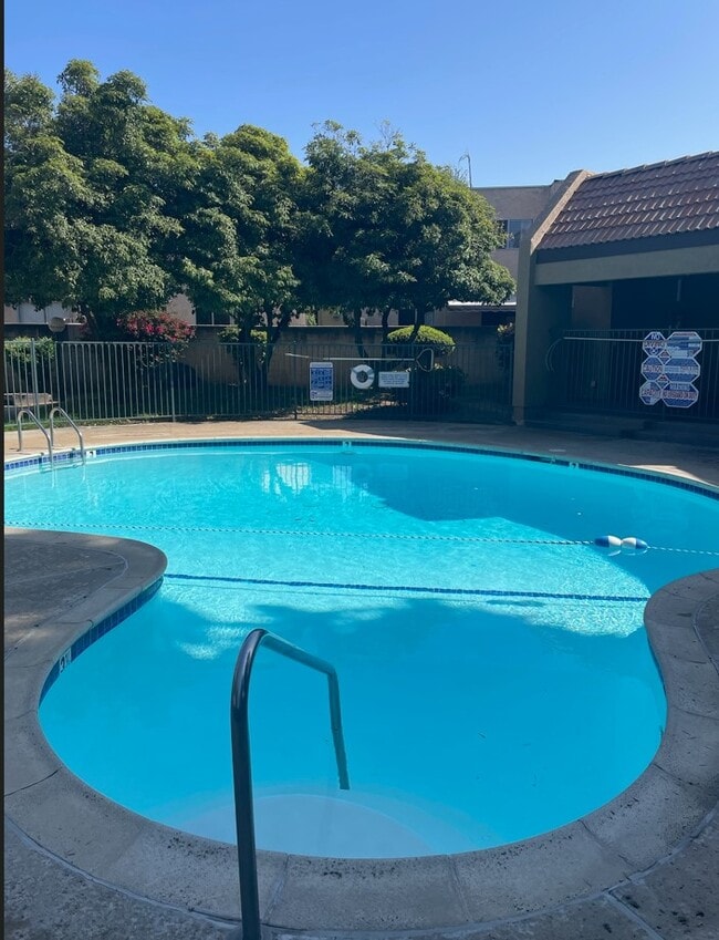 Photo - Chateau Du Val Apartments