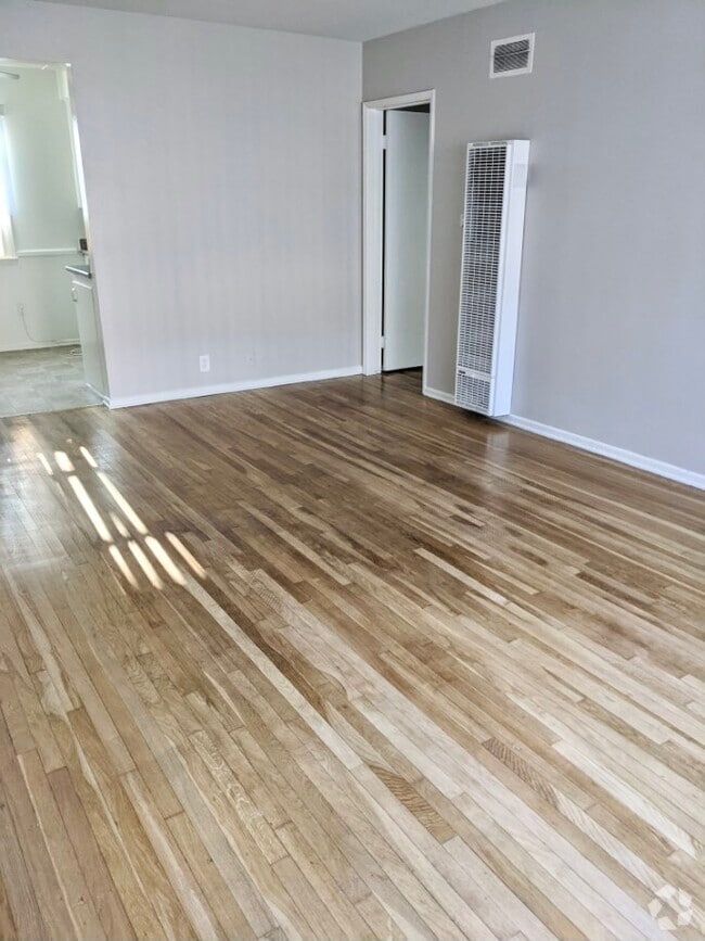 Building Photo - 613 E Washington Blvd Unit 1 Rental
