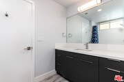 Photo - 14612 Calvert St Apartment Unit 402