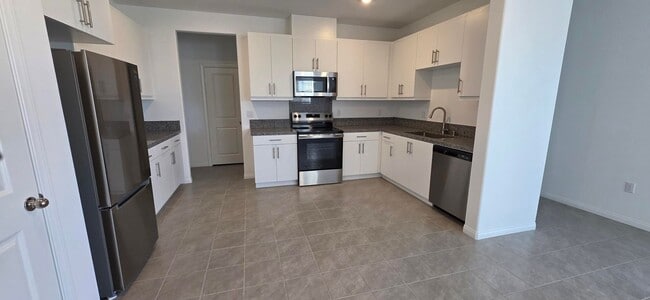 Photo - Welcome Home!! Brand New Build Solar Rental in the Heart of Menifee!