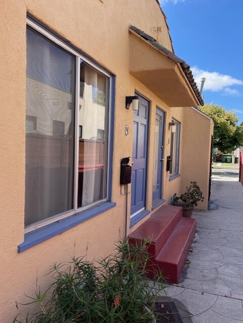 Photo - 3430 Cattaraugus Ave Unit 4