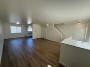 Photo - Paul Lee - R7535 Unit B