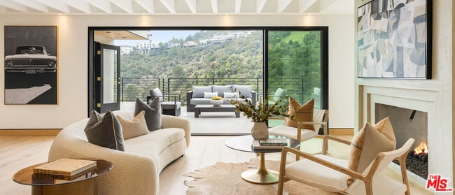 Photo - 2673 Zorada Dr