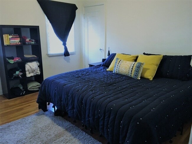 Photo - 466 N Orange Grove Ave Unit 466