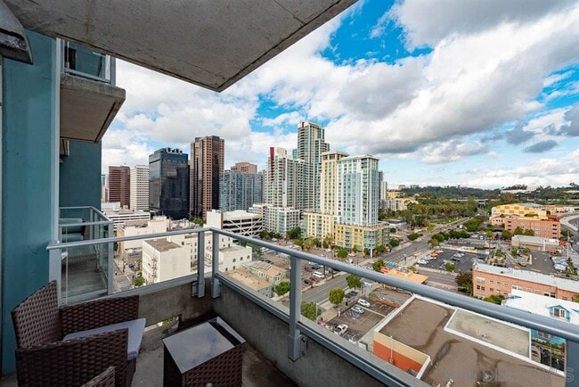 Building Photo - 1080 Park Blvd Unit 1405 Rental