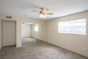 1 BR, 1 BA - 701 SF - Casa La Mesa Apartments