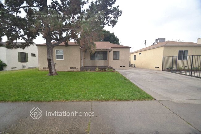 Photo - 11560 Kittridge St House