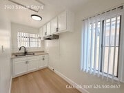 Photo - 2903 S Palm Grove Ave