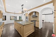 Photo - 305 N Palm Dr