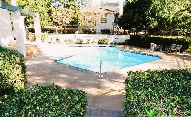 Photo - 8167 Vineyard Ave