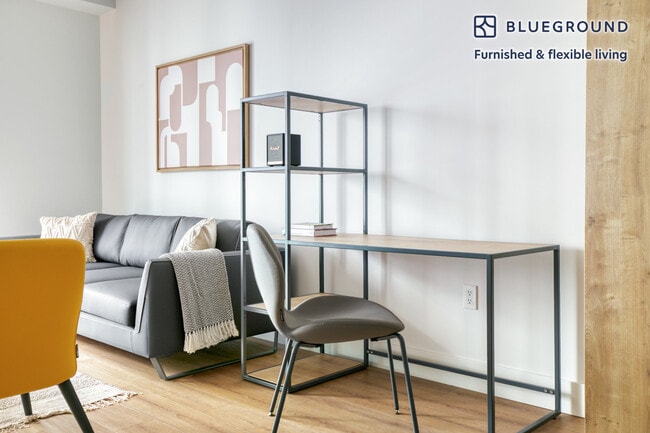 Photo - 1027 Wilshire Blvd Unit FL6-ID551