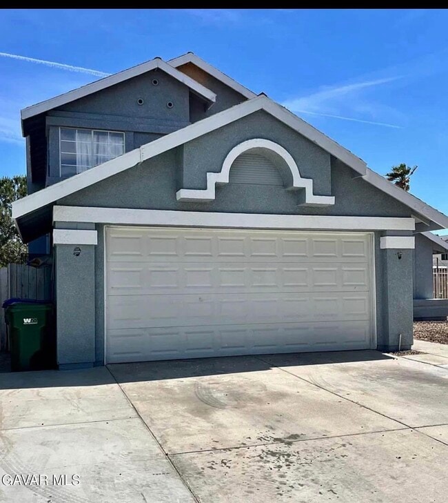 Building Photo - 2634 Avoca St