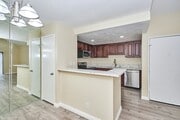 Photo - 22729 Lakeway Dr Unit 386