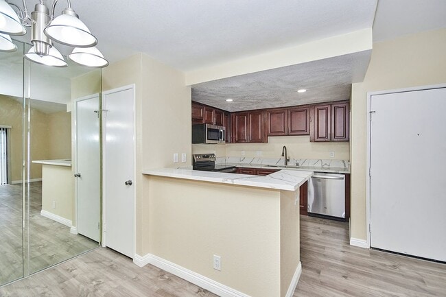 Photo - 22729 Lakeway Dr Unit 386