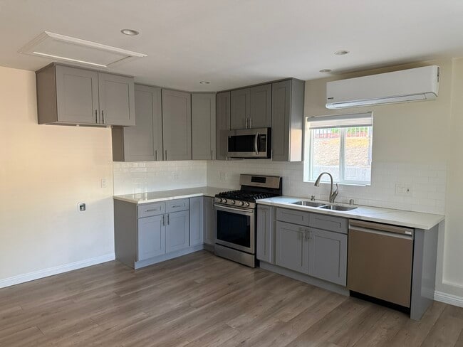 Photo - 7929 Sangamon Ave Unit 7929 1/2