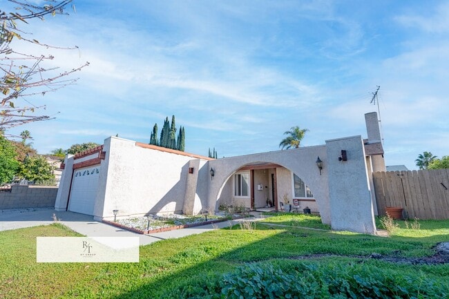 Building Photo - Beautiful 3-Bedroom Home with Pool in Diamond Bar!