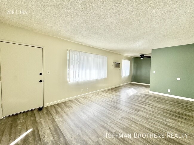 Photo - 6729 Cleon Ave Unit 2