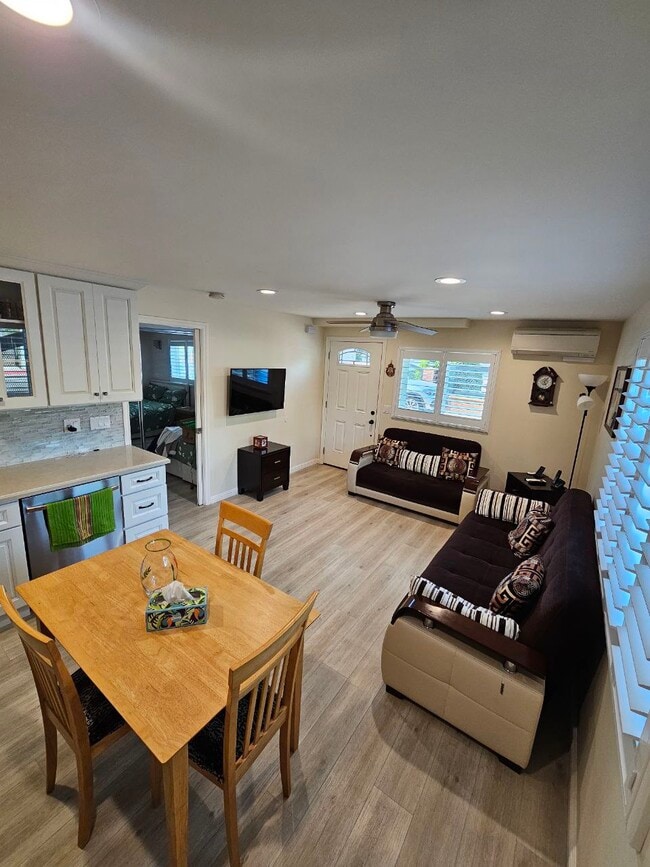 Photo - 9771 Paso Robles Ave