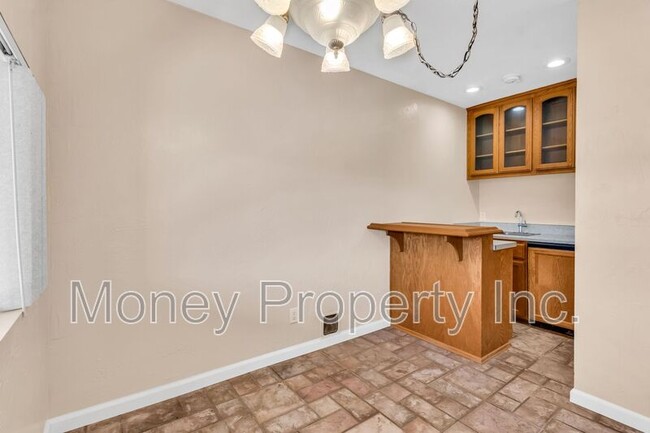 Photo - 622 Patricia Ln