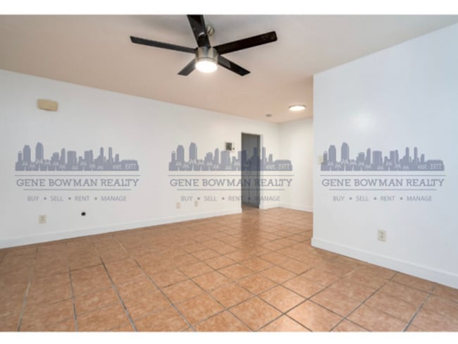 Building Photo - 2605 Highland Ave Rental