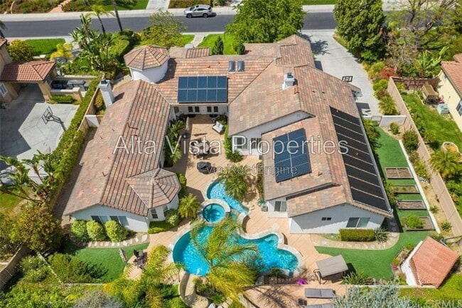 Building Photo - 9129 White Alder Ct