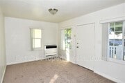 Photo - 129 S 11th St