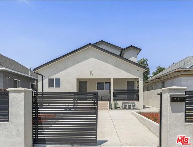 Photo - 731 E 33rd St Unit 1/2