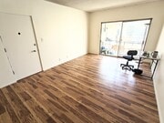 Photo - 1743 N Edgemont St Townhome