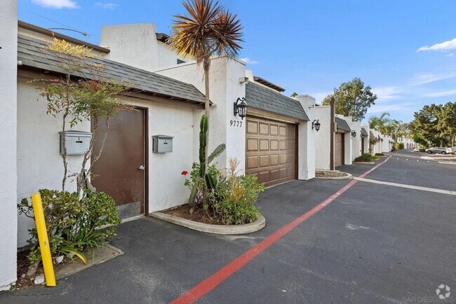 Building Photo - 9777 Genesee Ave Rental