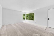 Photo - 128 Clearbrook