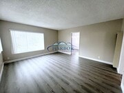 Photo - 1025 W 25th St