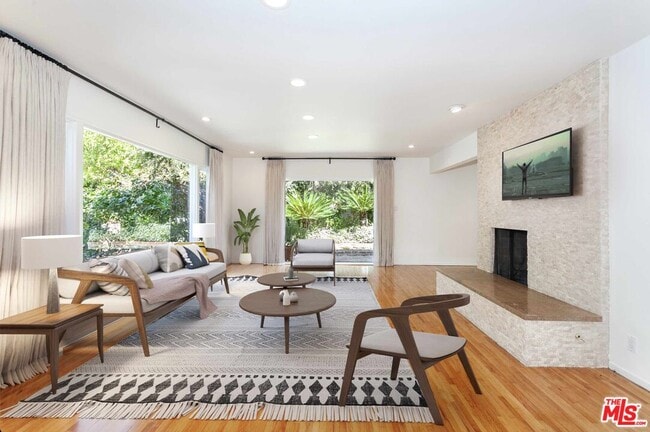 Photo - 9534 Gloaming Dr