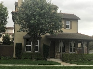 Coming Soon! Stunning 3 level 3/2.5 home l... - Coming Soon! Stunning 3 level 3/2.5 home l...