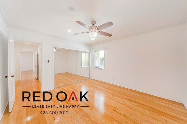 Photo - 3494 Rowena Ave Unit 2