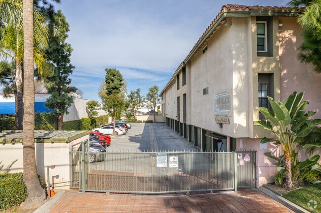 8021 9th Street_Buena Park - Owen Village Apartments